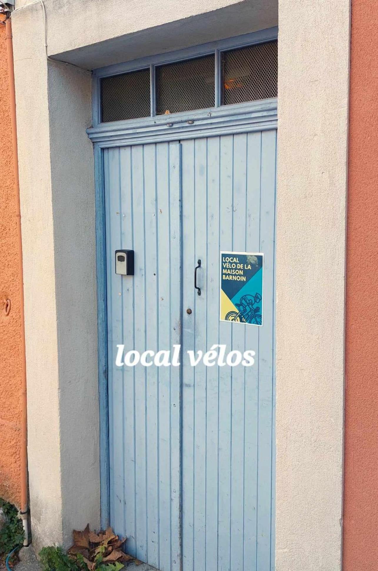 Entre mer et montagnes gîte d'étape la maison Barnoin et gîtes individuels Bouyon Esterno foto