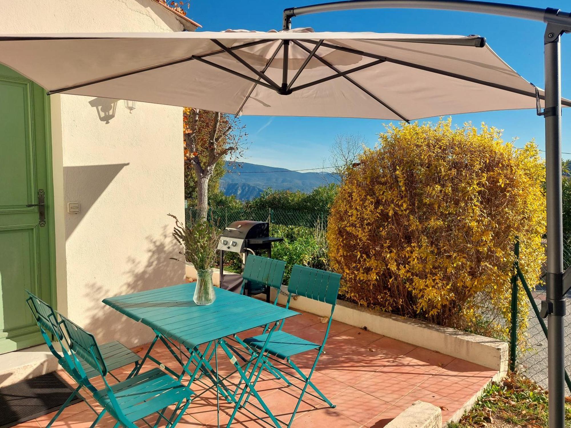 Entre mer et montagnes gîte d'étape la maison Barnoin et gîtes individuels Bouyon Esterno foto