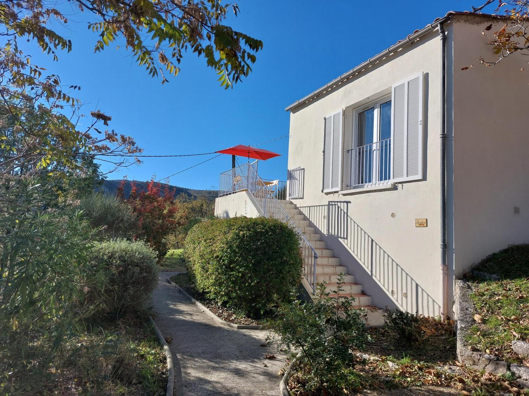 Entre mer et montagnes gîte d'étape la maison Barnoin et gîtes individuels Bouyon Esterno foto